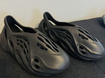 Adidas Yeezy Foam Rnr Onyx Wore Once Mens Sz 9!