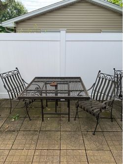 Heavy duty Wrought Iron Patio Set