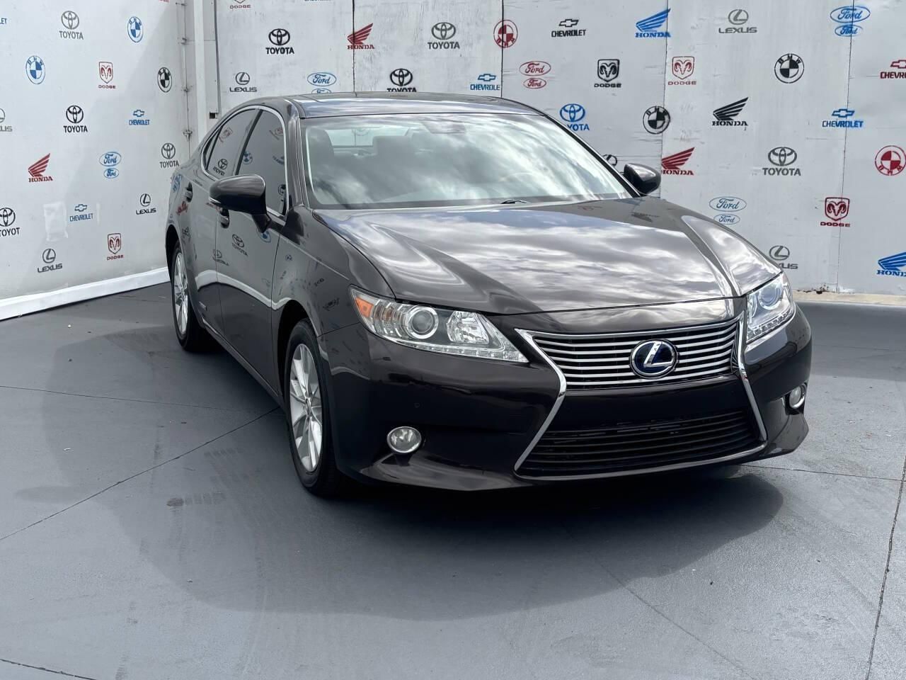 2013 Lexus ES 300h
