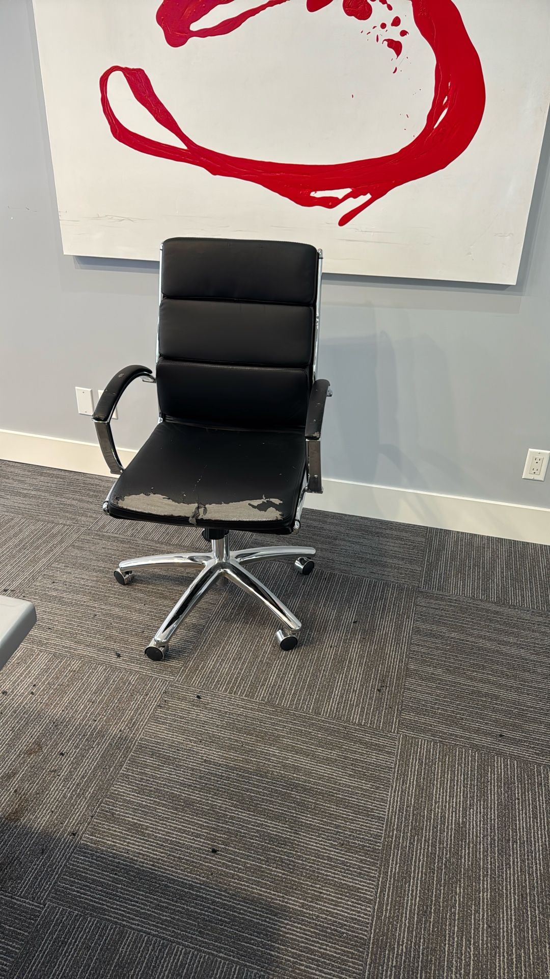 Office Chairs (14 Available)