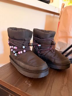 Girls snow boots