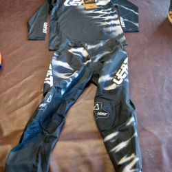 Kids Leatt Gear Brand New