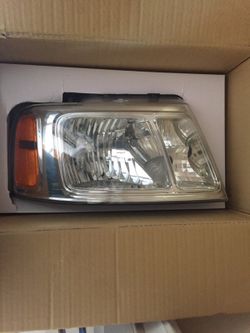 Ford Truck f150 f-150 right headlight OEN