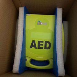 Defibrillator AED
