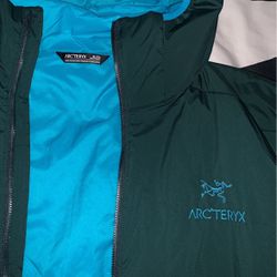 Arcteryx Atom Shell Waterproof Hooded Jacket 