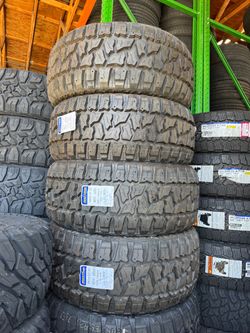 33x12.50r20 Maxtrek RT 4 New Tires mounted and balanced