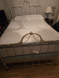 Antique Iron Bed, full size