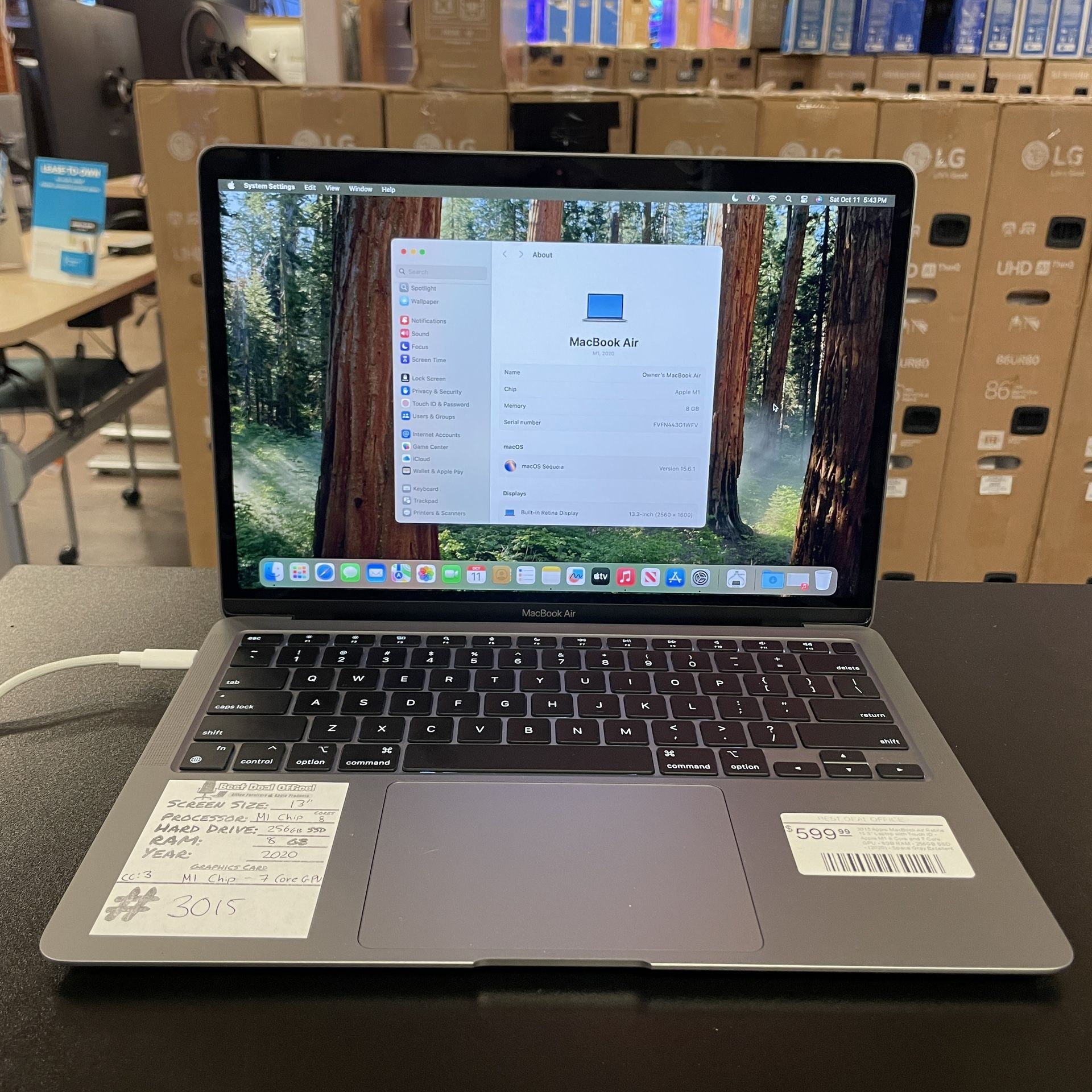 MacBook Air 13” 2020 M1 Chip 8GB RAM 256GB Storage - with Store Warranty and Financing Available!