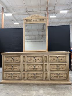 Vintage French Provincial Style 9-Drawer Dresser with Vanity Mirror