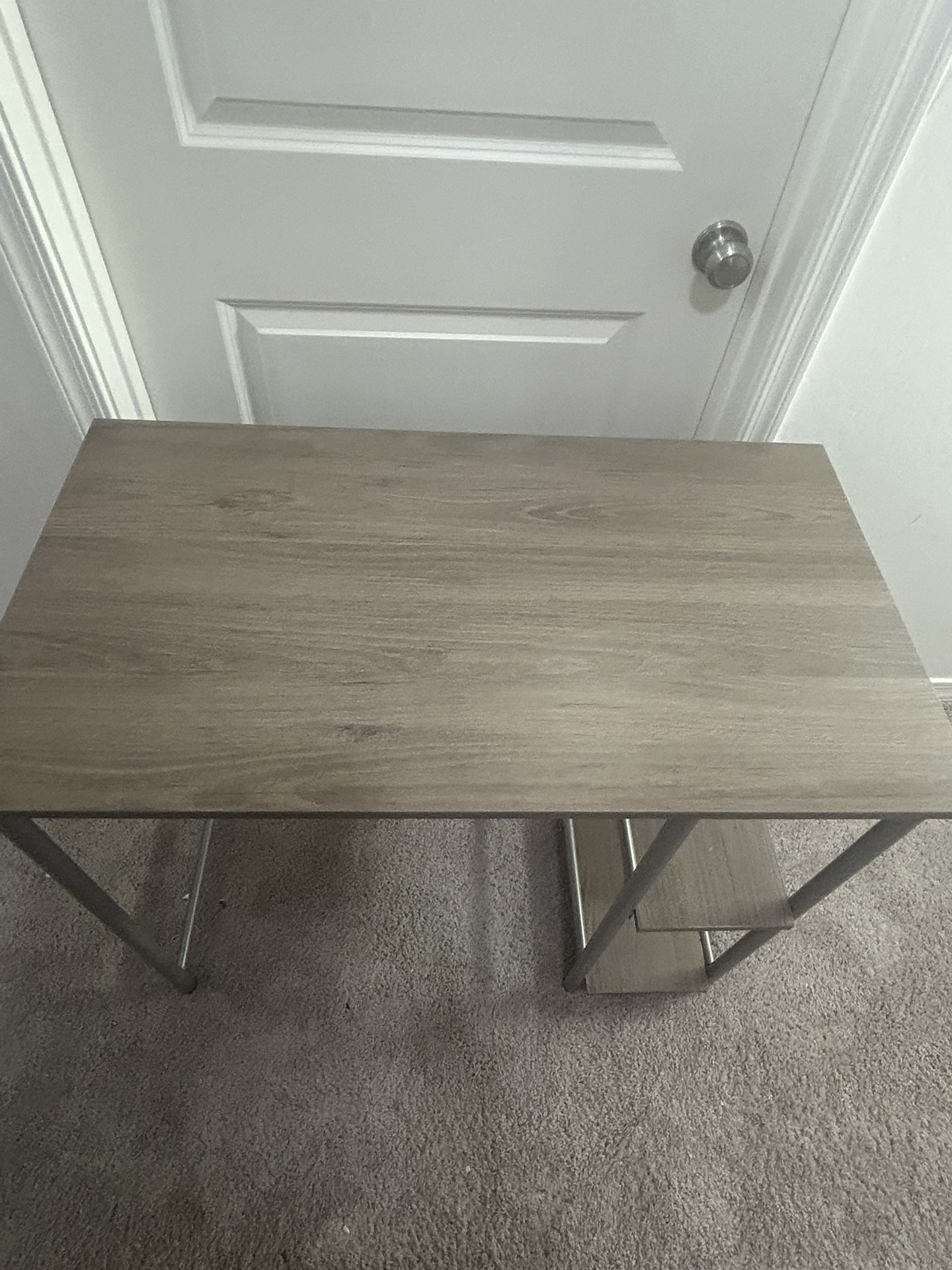 Modern Compact Computer Desk with Shelves – Perfect for Small Spaces!