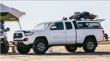 Camper shell