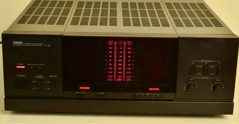 Yamaha Audio Equipment M85