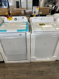 Samsung Washer/Gas Dryer Set Read Description