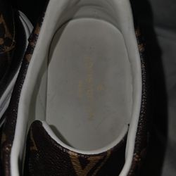 LOUIS VUITTON SHOES SIZE 8