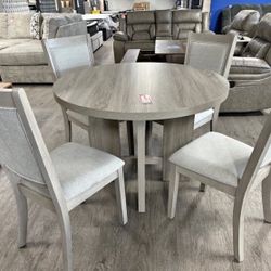 Cute! Small 5-pc Round Dining Table Set Light Gray 
