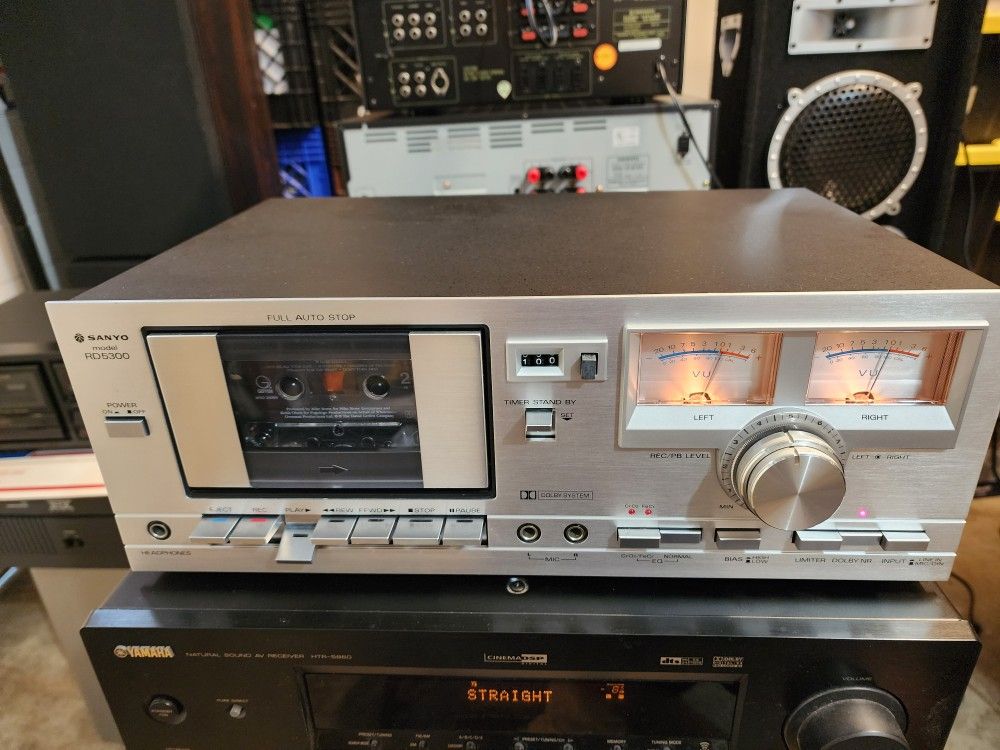 VTG SANYO RD-5300 STEREO CASSETTE SINGLE DECK SILVER FACE