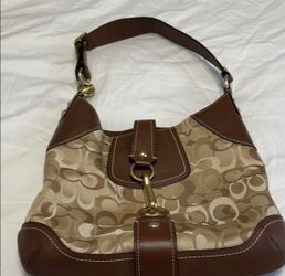 Coach Signature Hobo Shoulder Bag