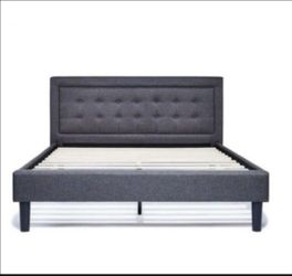 Queen Bedframe With Headboard