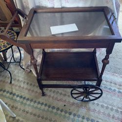 Grandmas Old Fashion Tea Cart.  The tray removes Glass Top