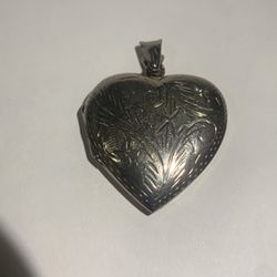 925 Silver Heart Picture Locket For Lovers Or Loved Ones