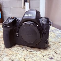 Nikon Z8