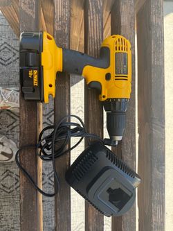 DeWalt 18v drill with Batter and charger