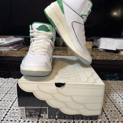 Air Jordan 2 Retro Luck Green Size 8 Men’s OG BOX & VERY CLEAN