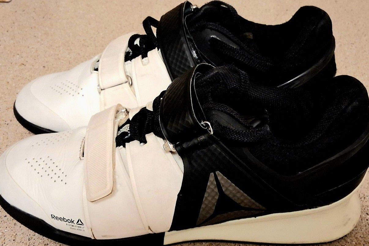Reebok Power Lifting Shoes 9.5. $35