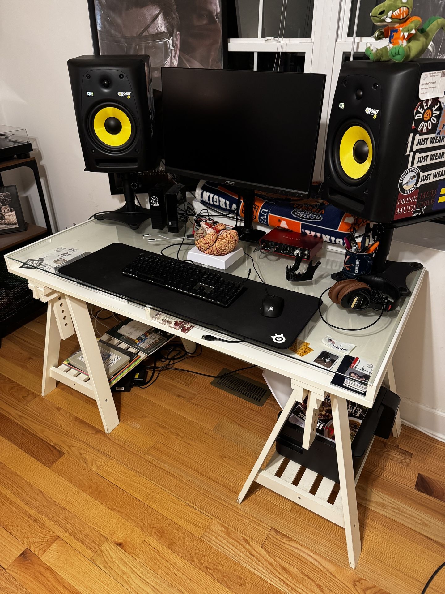 IKEA White Vika Gruvan Art Office Table