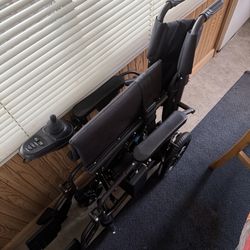 Motorized wheelchair like new