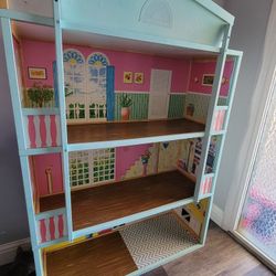Doll House 