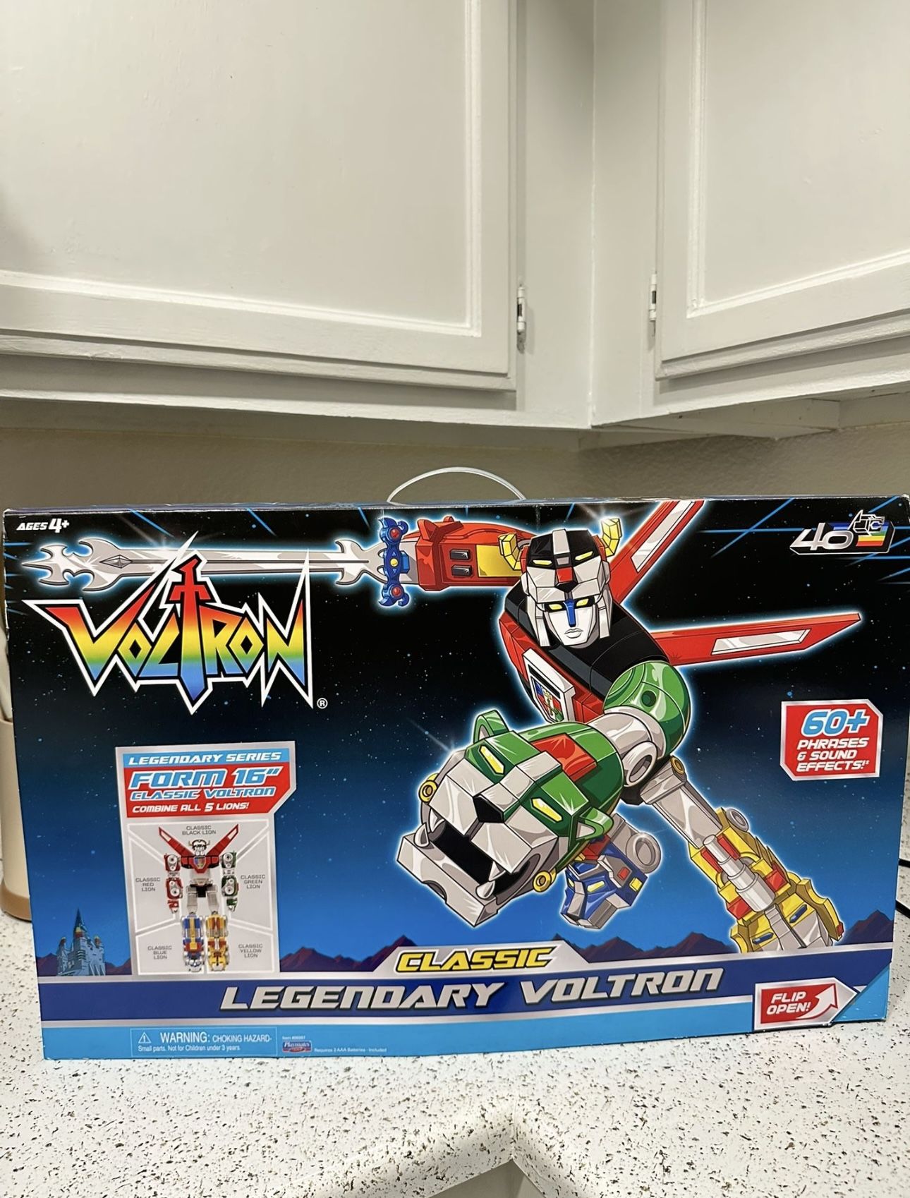 Voltron Playmates 40th Anniversary Classic Set Defender of the Universe Box Set