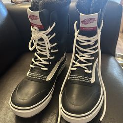  Vans Boots NWT