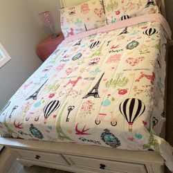 Robbinsdale Full  Bed with 2 Storage Drawers *Mattress Included*– Like New!