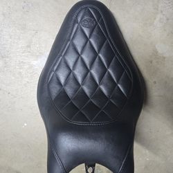 Harley-davidson Solo Seat
