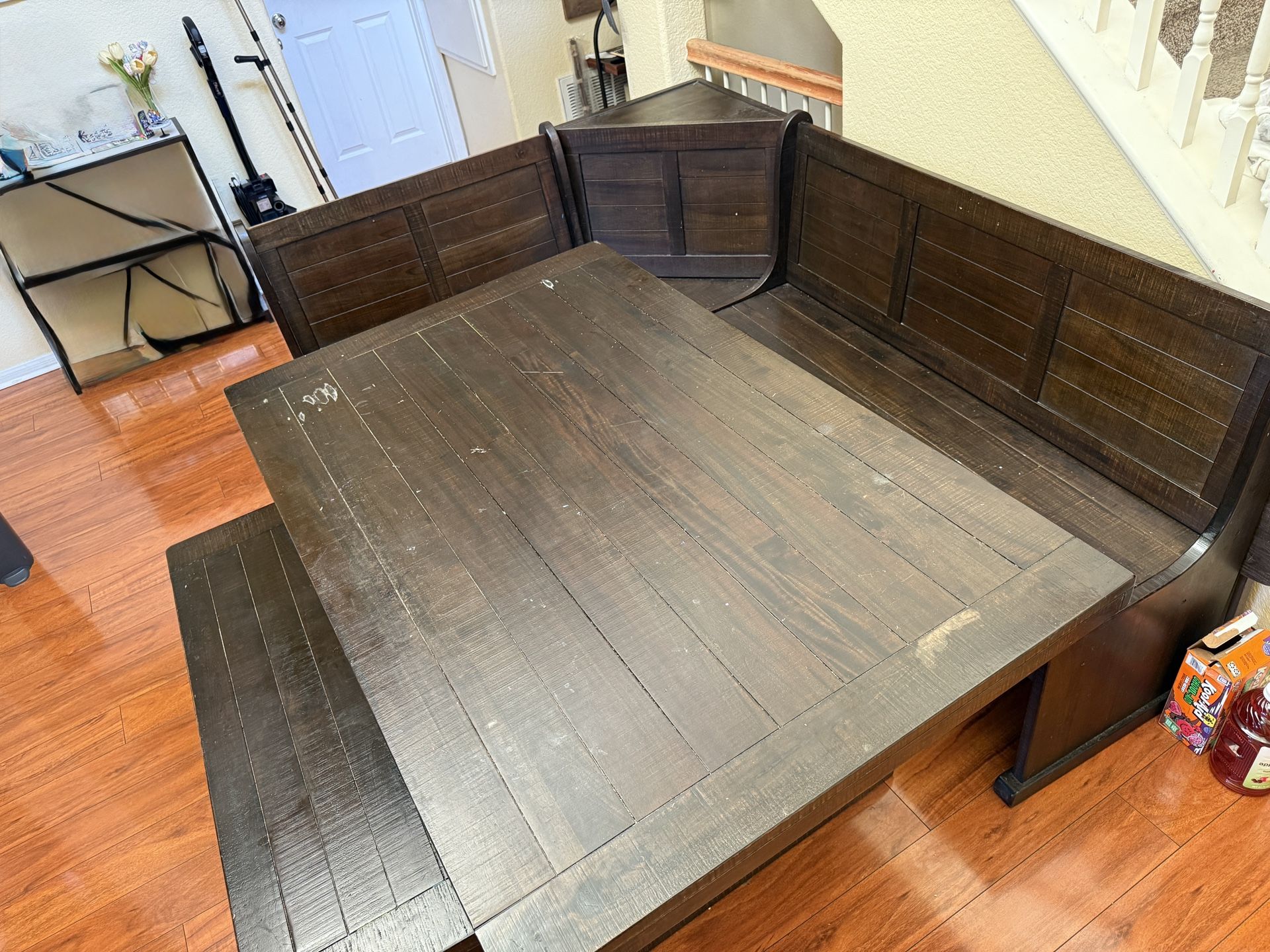 Nook Table 
