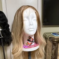 Wig / Golden Barbie 