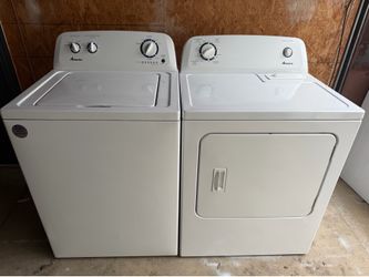 Amana by Whirlpool Washer And Dryer Set