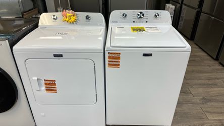 Maytag Washer & Gas Dryer Set Read Description