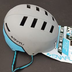 Bicycle Helmet    Brand New!