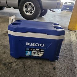 Igloo Latitude 52-Quart Cooler Ice Chest Ice Box Beverage Cooler
