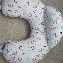 Feeding pillow