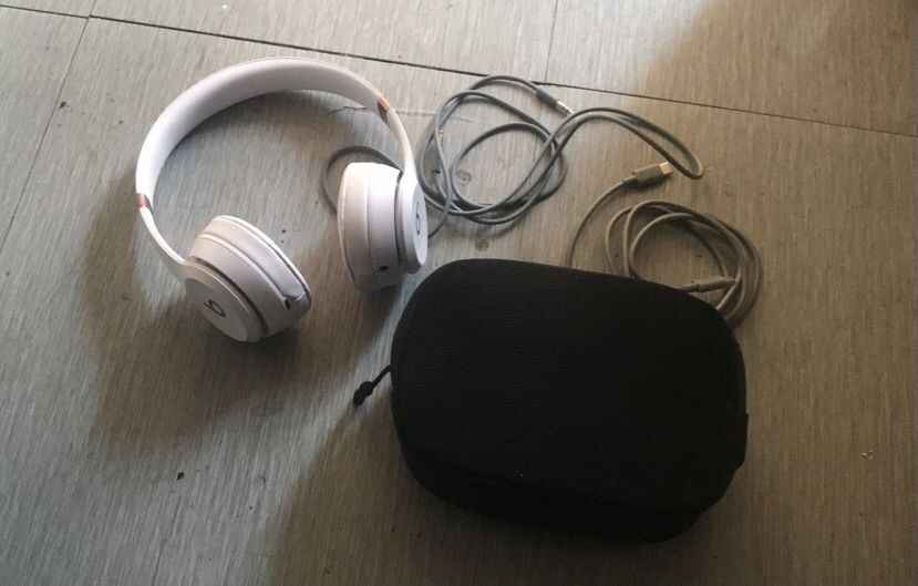 Beats Solo4