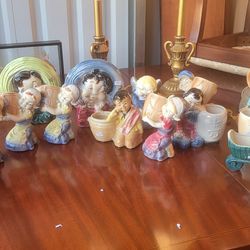 Figurines , Hand Painted