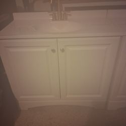 bathroom vanity 