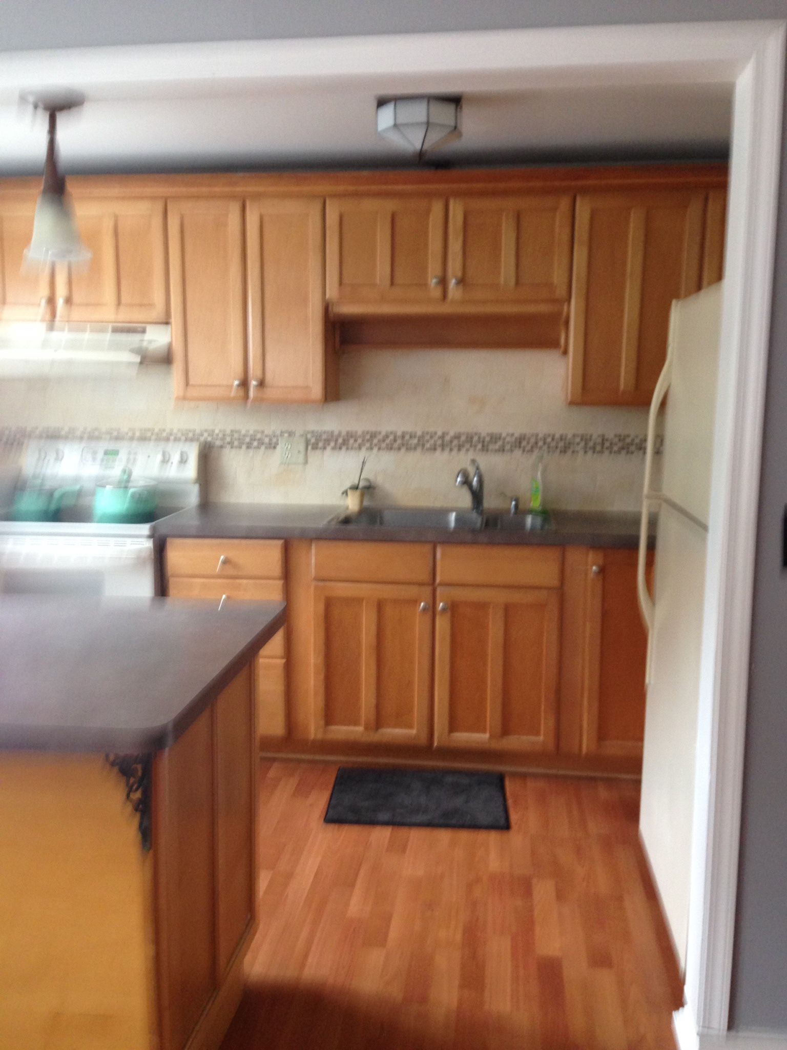 Kitchen Cabinets Granite Countertops .