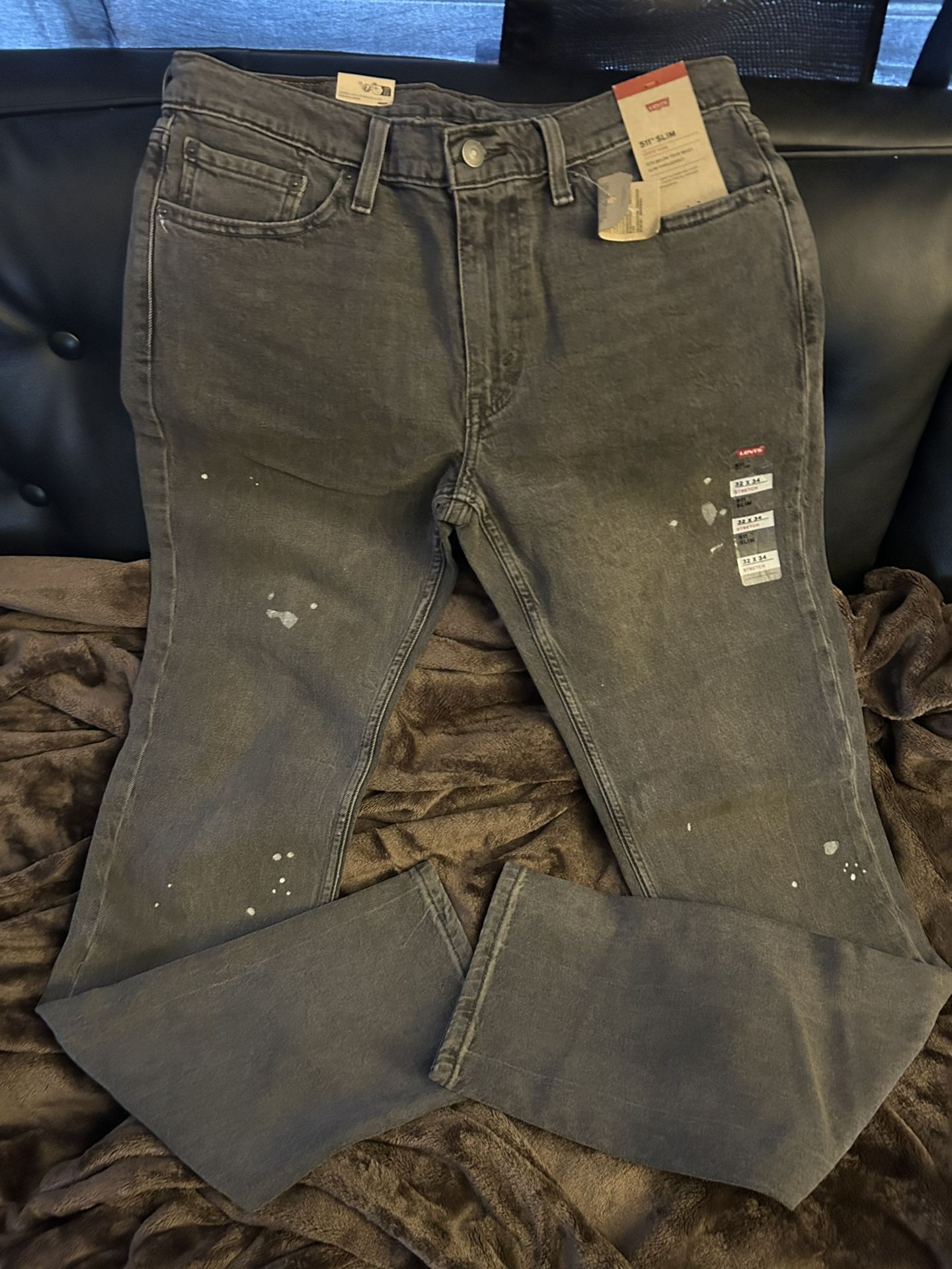 LEVI 511 Slim Jeans (32Wx 34L) NWT $40 obo