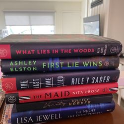 Good reads! 📖 Popular Reads Book lot