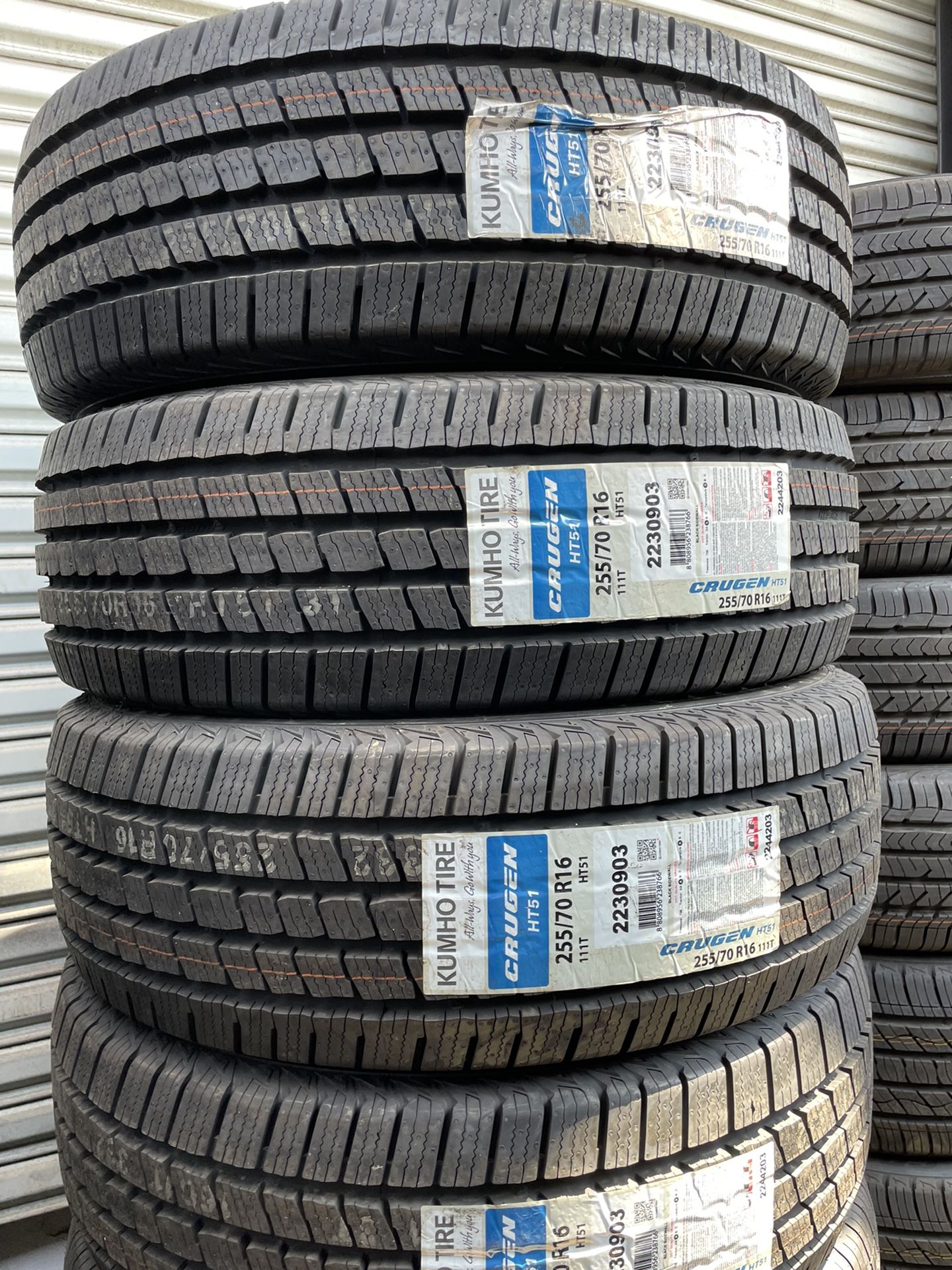 255/70/16 Kumho Free Mount And Balance Included