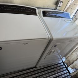 Whirlpool Cabrillo Washer And Dryer And Great Working Condition Conditions No Issues At All